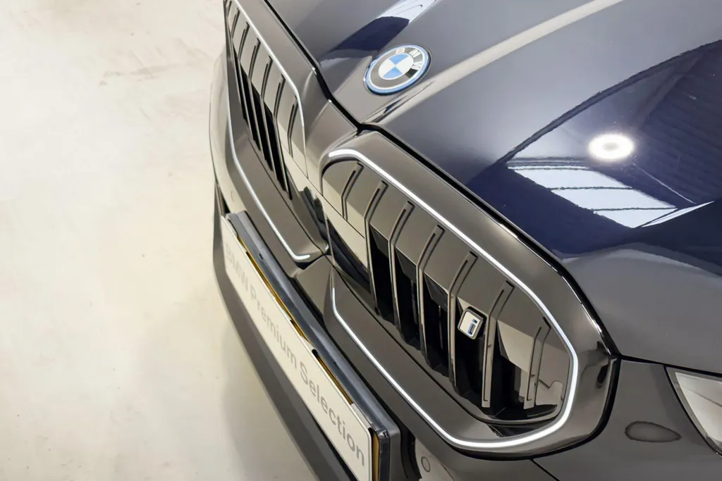 BMW i5 Sedan eDrive40 M Sportpakket Pro Comfort