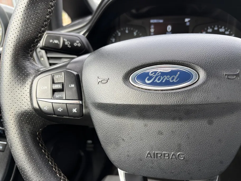 Ford Fiesta 1.0 EcoBoost ST-Line 125PK 3drs | 1e Eigenaar | NL-Auto | Climate Control | Navigatie | Parkeersensoren | Privacy Glass | Apple Carplay / Android Auto