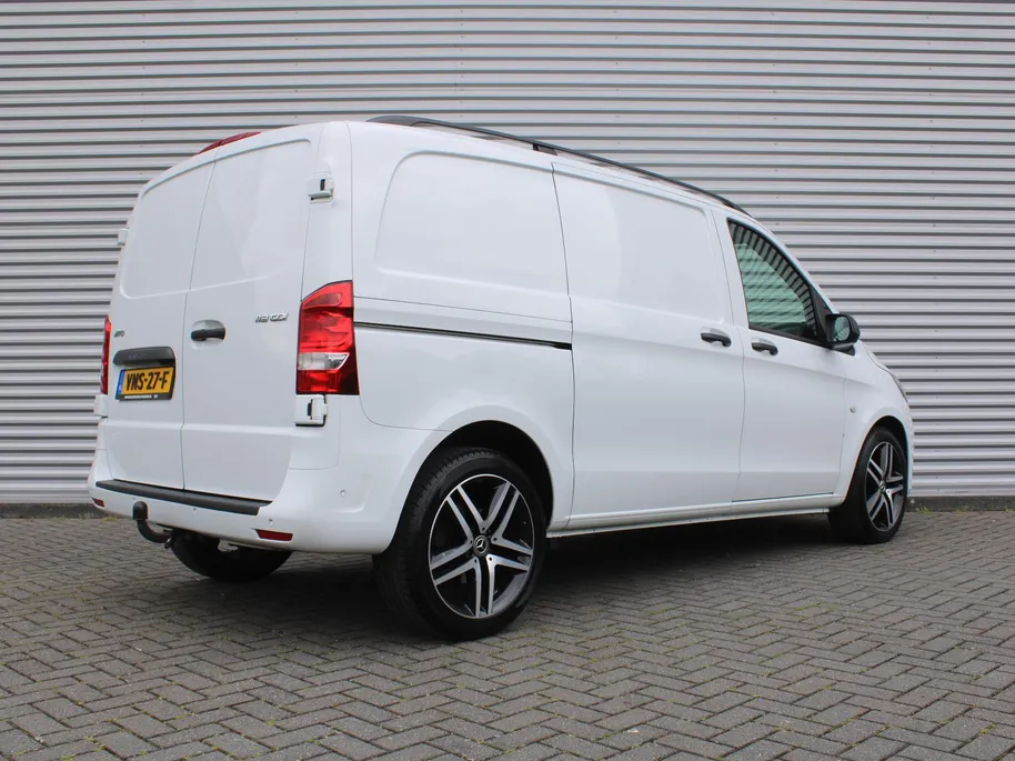 Mercedes-Benz Vito 119 CDI | Trekhaak | Camera | PDC  | 19' LM | Clima | Dodehoekdetectie | Comfortstoelen | LED | Automaat | Zeer nette bus |