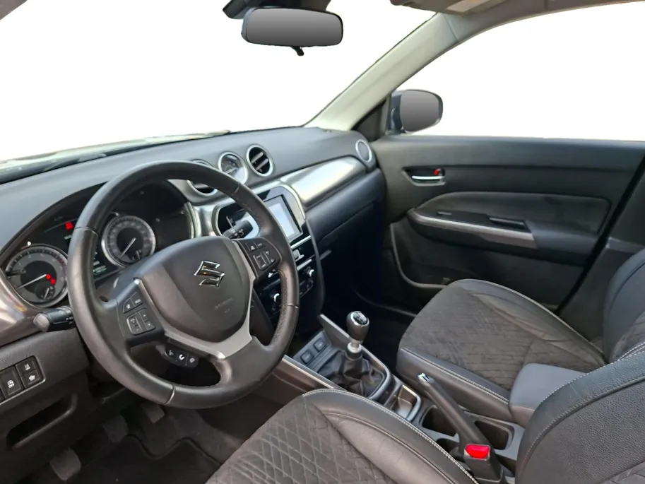 Suzuki Vitara 1.4 Boosterjet Stijl | Volledig onderhouden | Hoge instap | Navigatie | Achteruit rij camera