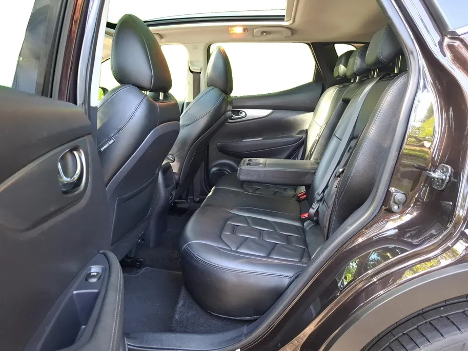 Nissan QASHQAI 1.3 DIG-T Premium Edition | DEALLER ONDERHOUDEN | CAMERA | NAVI | PANO-DAK | CRUISE | CLIMATE | LEER | PDC |
