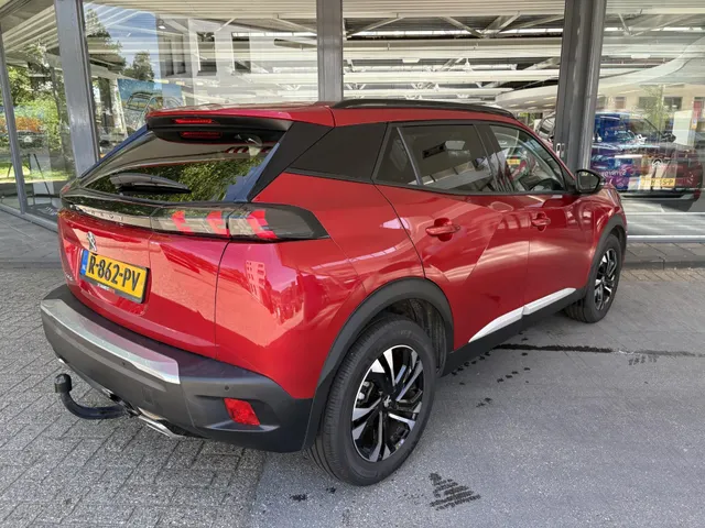 Peugeot 2008 1.2 PureTech Allure Pack