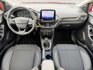 Ford Puma 1.0 EcoBoost Hybrid Titanium | Dealer onderhouden | NL auto | Adapt. Cruise control | BLIS | Winter pack | Parkeersensoren voor en achter | Achteruitrijcamera | Draadloos opladen mobiel | 1e eigenaar | Bovag garantie |