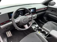 Hyundai Kona 1.6 GDI HEV N Line Sky | Schuif-/kantel dak | 360 camera | Apple Carplay/ Android Auto | Stoelverwarming voor & achter | Stoelventilatie |  Navigatie |