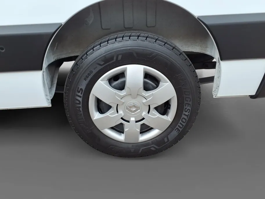 Renault Master T33 2.3 dCi 135 L2H2 Work Edition Airco | Navigatie | PDC-Camera | Blindspot | 1 jaar Garantie.