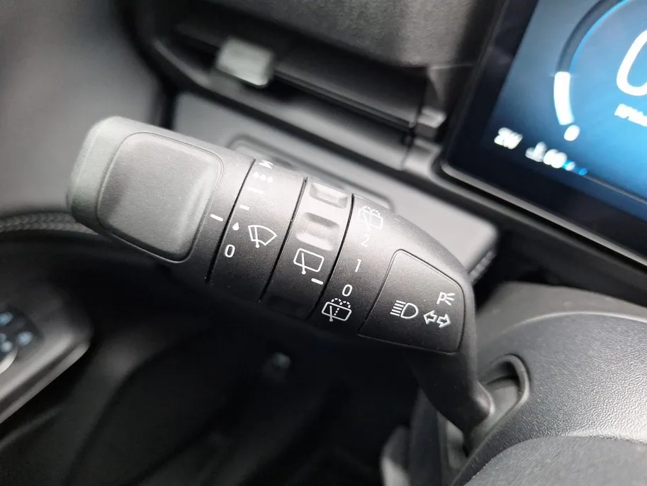 Ford Puma 1.0 EcoBoost Hybrid Titanium | Te Bestellen | Actiekorting tot €5000,- | Private Lease vanaf €449 P/M | Adaptieve Cruise Control | Dodehoek Detectie | Winter Pack