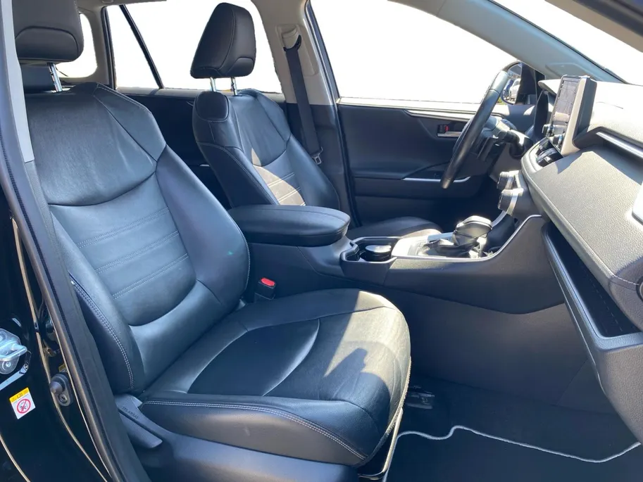 Toyota RAV4 2.5 Hybrid automaat Executive NL Auto | Leer | LED | Memory | Digi dash | JBL | cruise | etc.