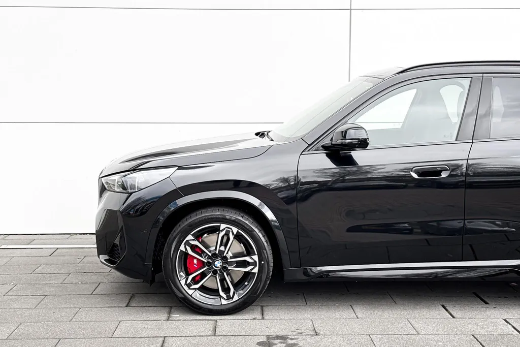 BMW X1 xDrive23i