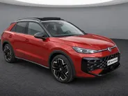 Volkswagen T-Roc 1.5eTSI/150PK R-Line Black Style · Panoramadak · Leder · 360°Camera · Trekhaak · Garantie t/m 18-01-2031 of 150.000km