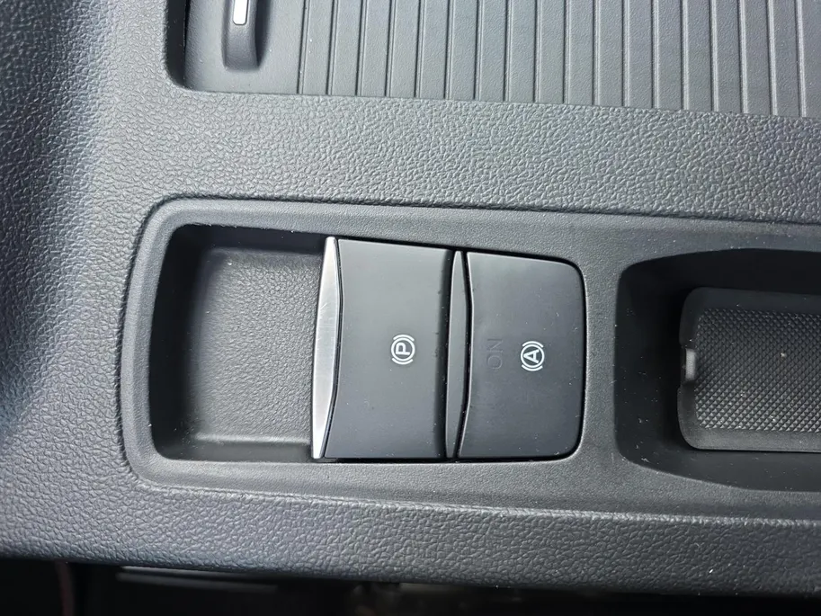 Ford Focus Wagon 1.0 EcoBoost Hybrid ST Line X Business | 1e eigenaar | Dealer onderhouden! | Panoramadak | Winterpack | Adapt. Cruise | B&O Audio | 18' inch velgen | 12 maanden garantie
