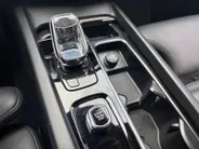 Volvo V60 2.0 B4 Core | Achteruitrijcamera | Elektr. Achterklep | Lederen bekleding | Geheugen stoelen | Dodehoek detectie | 12 maanden garantie! |