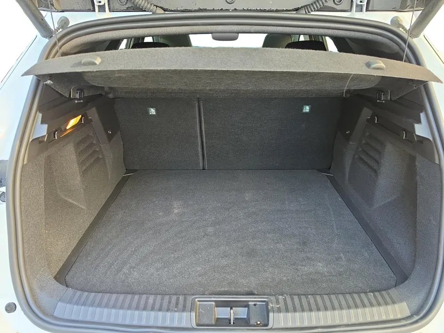 Mitsubishi Grandis 1.8 HEV Instyle | BTW auto | Full option | Panorama dak | Elektrische achterklep | Harman Kardon Audiosysteem