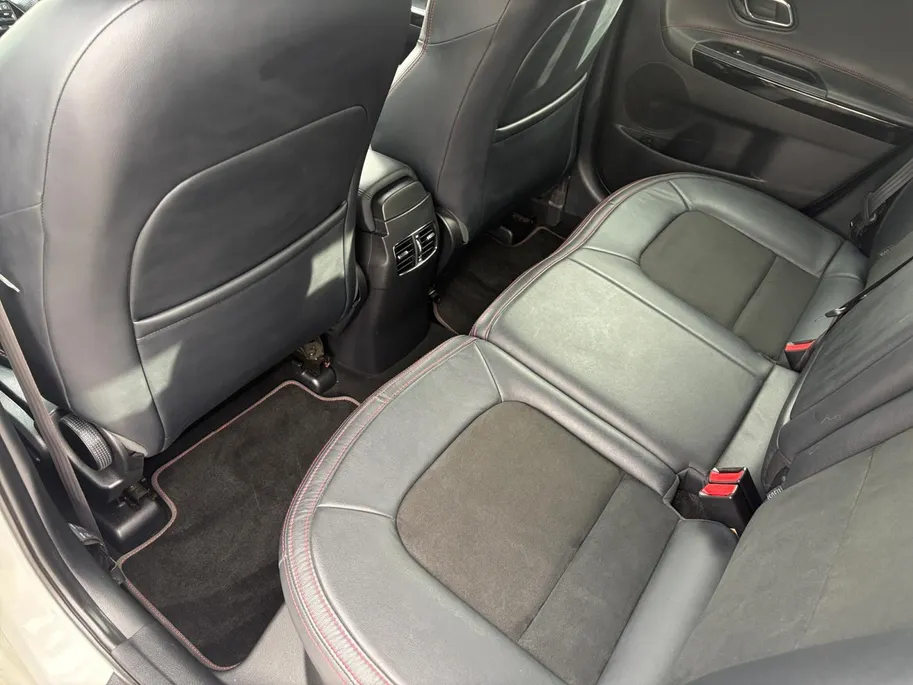 Kia cee'd 1.6 GT | 204PK! | Stoelverwarming | Cruise control | Clima