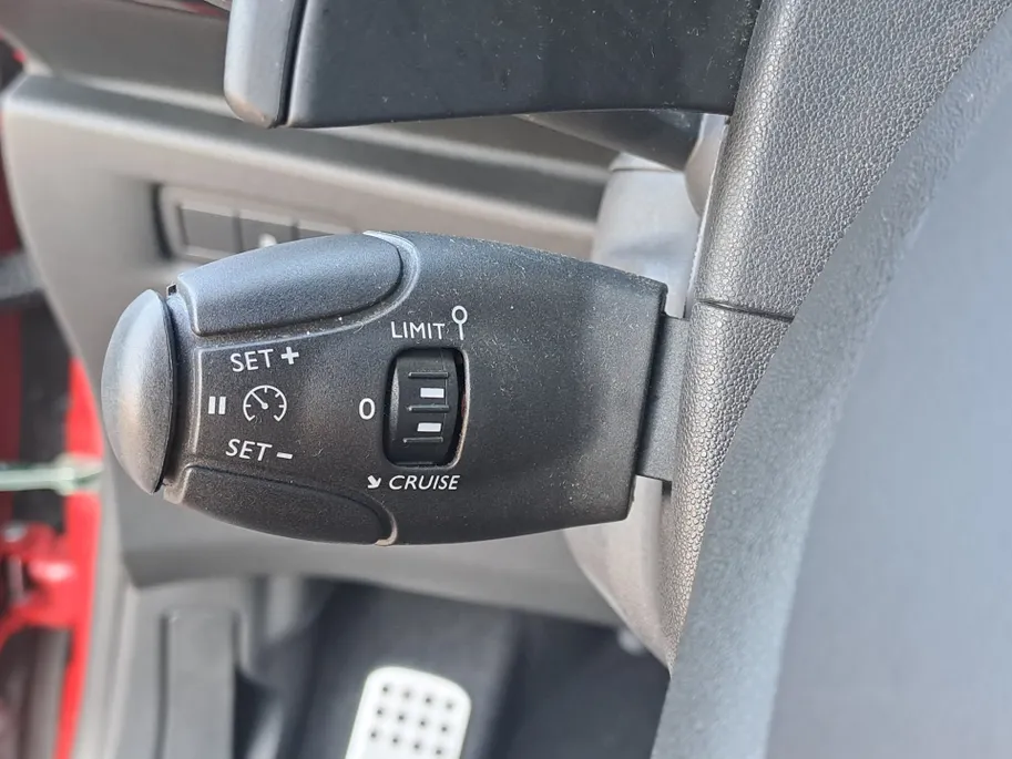 DS DS 3 1.2 PureTech Performance Line AUTOMAAT | Navigatie | Climate | Cruise | schakelpaddles | Apple Carplay/Android Auto