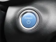 Mazda 2 Hybrid 1.5 Select | 16' LM | Stoel- & stuurverwarming | HUD | Camera | Dodehoek sensor |