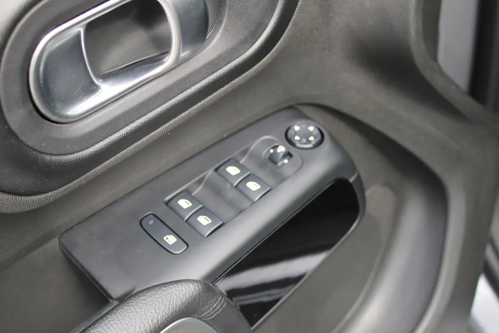 Citroën C5 Aircross 1.2 PureTech Business | 18' LM | Navi | Cruise | PDC | Camera |