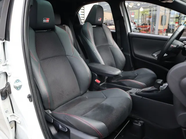 Toyota Yaris 1.5 Hybrid 130 GR Sport Plus PanoDak