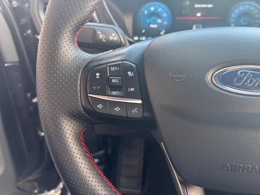 Ford Kuga 2.5 PHEV ST-Line | Winter pack | Dodehoek detectie | 360 camera