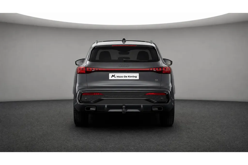 Audi Q5 e-hybrid quattro S edition 299 PK · MMI bijrijdersdisplay · B&O premium 3D · Trekhaak elek. wegklapbaar ·
