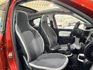 Renault Twingo 70PK SCe Collection | Elektrisch Vouwdak | 1e Eigenaar | Bluetooth Audio & Telefoon | Snelheidsbegrenzer | Leder Stuurwiel | LED Dagrijverlichting | USB | Centrale Deurvergrendeling | Elektrische Ramen & Spiegels |