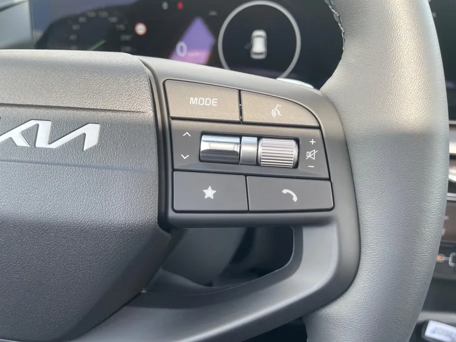 Kia Niro 1.6 GDi Hybrid DynamicPlusLine | Navigatie | Climate control | Elektrische bestuurders stoel | Schuif/kantel dak | Elektrische achterklep | DEMO