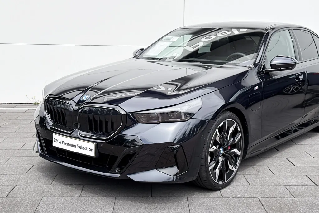 BMW 5 Serie Sedan 550e xDrive