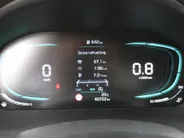 Kia Stonic 1.0 T-GDi MHEV DynamicPlusLine | Stuur-/stoelverwarming | Camera | Cruise adapt. | Clima | LED | Navi | 16' LM | Keyless |