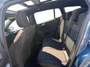 Ford Focus Wagon 1.0 EcoBoost Hybrid ST Line X | Automaat | Pano dak | Adapt. cruise control | BLIS | Winter pack | Parkeersensoren voor en achter | Achteruitrijcamera | B&O audio | Draadloos opladen mobiel | Bovag garantie |