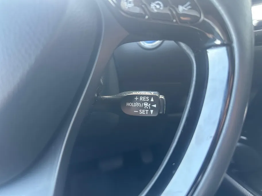 Toyota C-HR 1.8 Hybrid Dynamic | Climate | Adap cruise | LM Velgen 18'| Apple CP / Android auto |