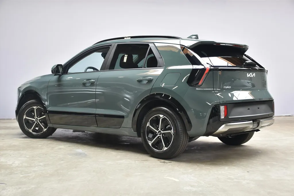 Kia Niro 1.6 GDi Hybrid 138pk DCT6 DynamicLine Direct leverbaar!