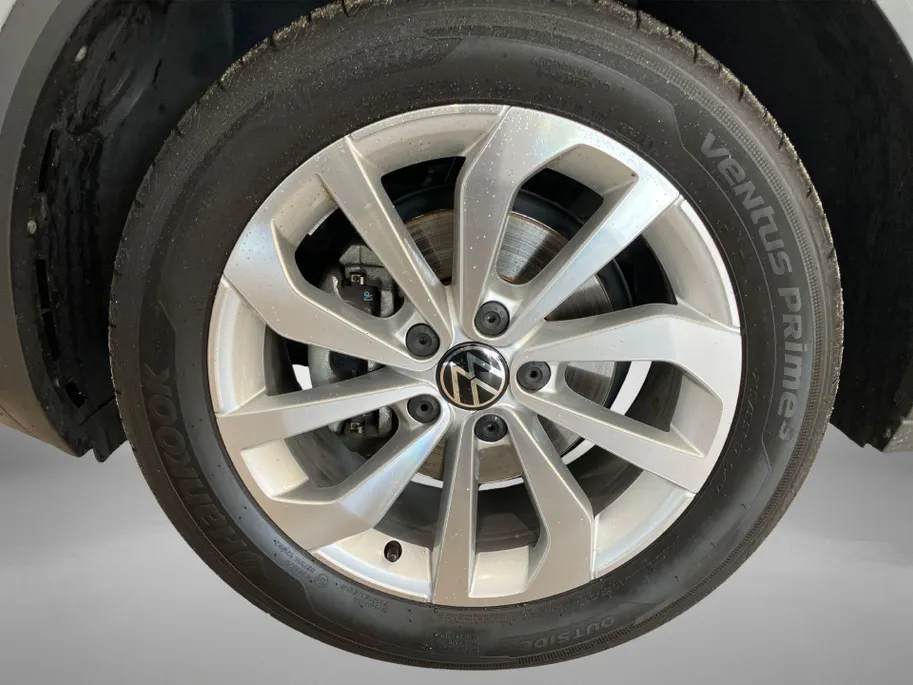 Volkswagen T-Roc 1.0TSI/115PK Life Edition · Apple/Android Car Play· Camera + Parkeersensoren · Keyless · 27-06-2028 of 100000km.