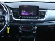 Kia Stonic 1.0 T-GDi MHEV DynamicLine | Navi | Clima | Cruise | Camera | 15' LM | Parkeersensor achter |