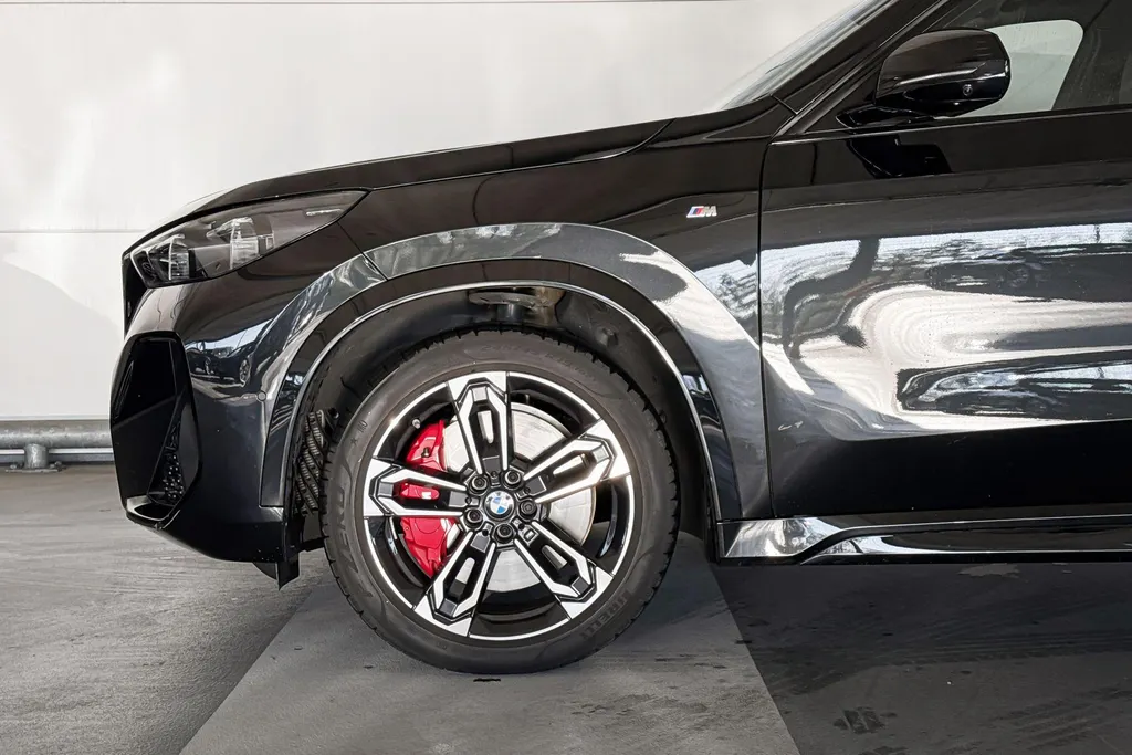 BMW X1 xDrive23i