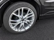 Audi Q4 e-tron 45 quattro 286pk S Edition 82 kWh · Trekhaak · 21'' Velgen · Apple/Android Car Play · Camera · Stoelverwarming ·