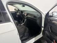 Volkswagen T-Roc 110PK TSI Style | Trekhaak 1300KG Trekgewicht | Navigatie | Cruise Control Adaptief | Climate Control | Camera | Parkeersensoren | Lichtmetalen Velgen | Armsteun |