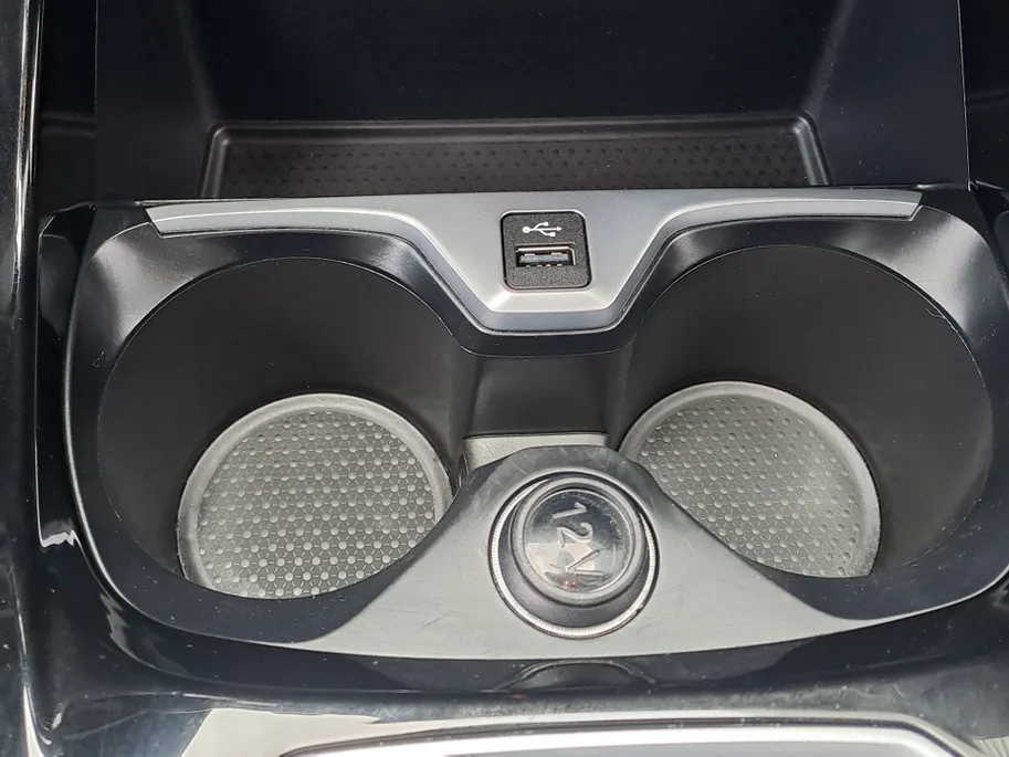 BMW 1 Serie 118i Business Edition M-exterieur pakket | Digitaal cockpit | Navigatie | Cruise | Climate | M-bekleding | M-stuur | Apple Carplay/Android Auto