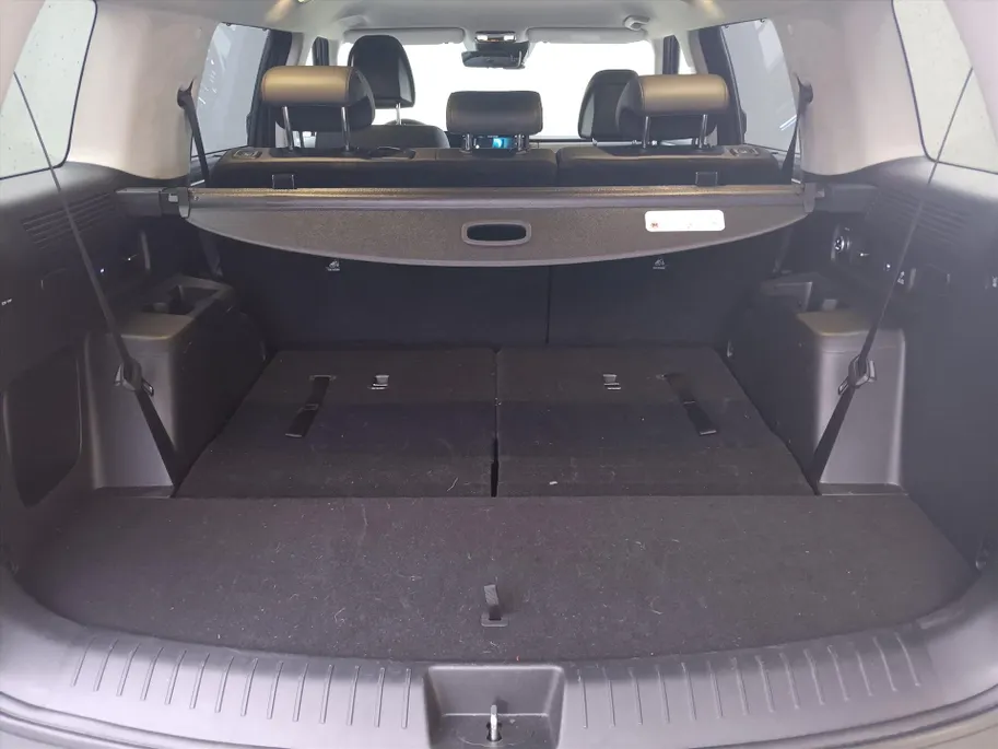 Hyundai Santa Fe 1.6 T-GDi HEV 7-zits Premium / BTW / Org. Nederlands! / 1e Eigenaar / SCHERP GEPRIJSD!