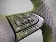 Volkswagen Tayron 1.5 272pk DSG eHybrid R-Line Edition · Panoramadak · 360 Camera · Wegklapbare Trekhaak · Alarm · 20'' Inch · 17-12-2029 of 100.000km