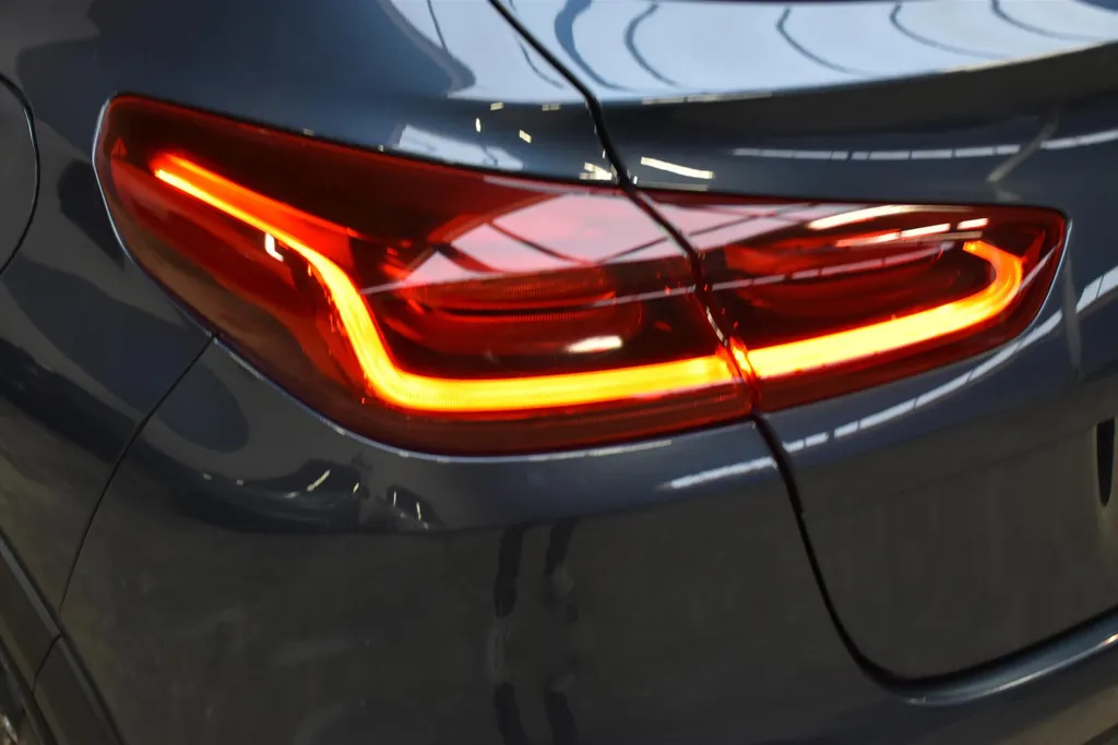 Kia XCeed 1.6 GDi PHEV 141pk DCT6 ExecutiveLine Trekhaak Pano Memory