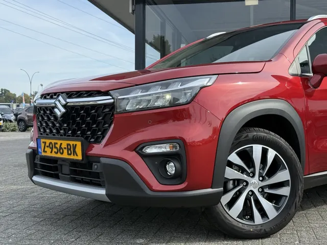 Suzuki S-Cross 1.5 Hybrid Style