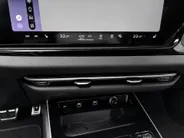 Audi A6 Avant 2.0 e-hybrid quattro S edition 299 PK · Premium pakket · Tech plus · 20' LM Velgen