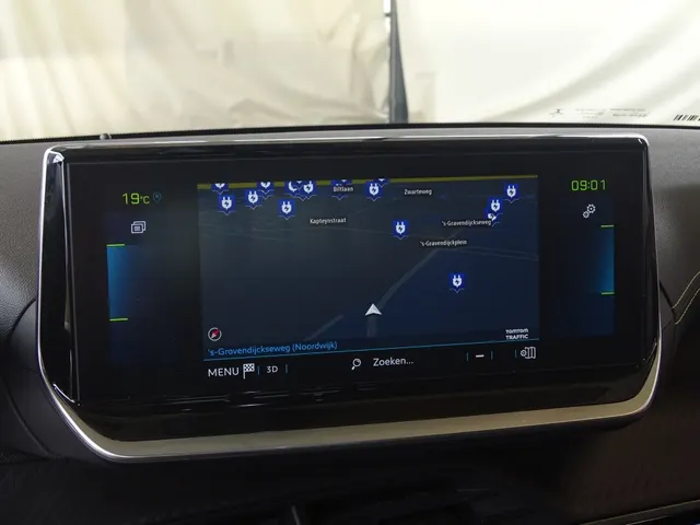 Peugeot e-208 EV GT 50 kWh