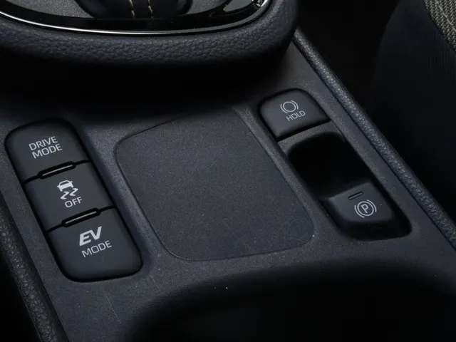 Toyota Yaris Cross 1.5 Hybrid Explore | Stoelverwarming | Parkeersensoren