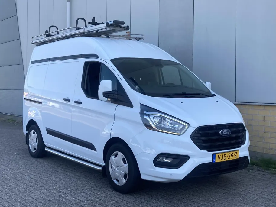 Ford Transit Custom 300 2.0 TDCI 130 pk L1H2 Trend Store Van Laadruimte inrichting - Imperiaal met dakladder - Opstaptrede achterbumper -Comfort laadschot