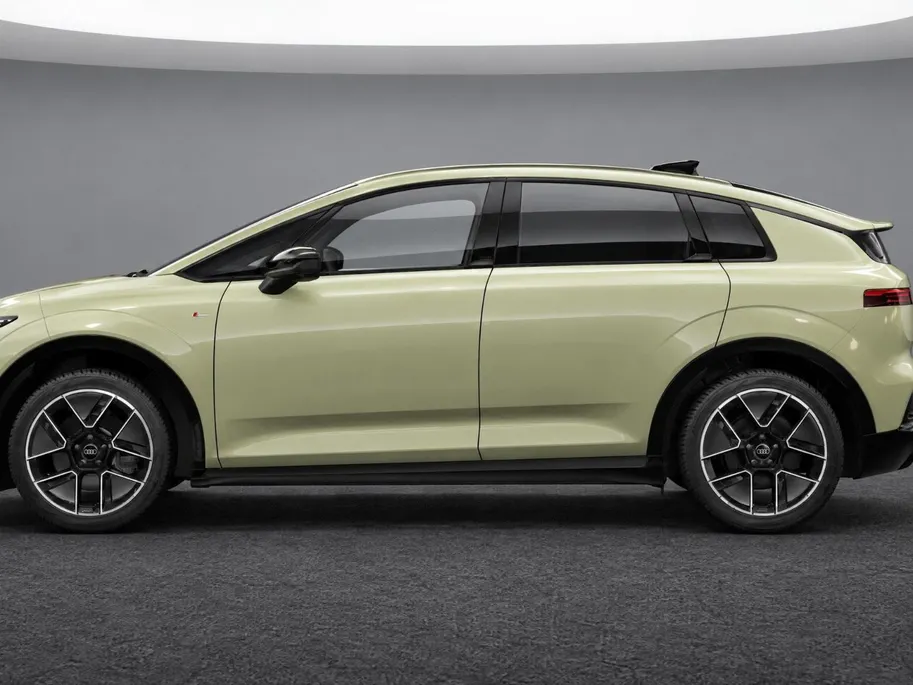 Audi A2 e-tron S edition 61 kWh 190 PK · Tech plus · Trekhaak elek. wegklapbaar · Ambiente lichtpakket pro