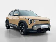 Kia EV2 Plus 42.2 kWh | Navigatie | Climate control | Adaptive cruise control | Stoel + Stuurverwarming | Parkeersensoren voor en achter + parkeercamera achter
