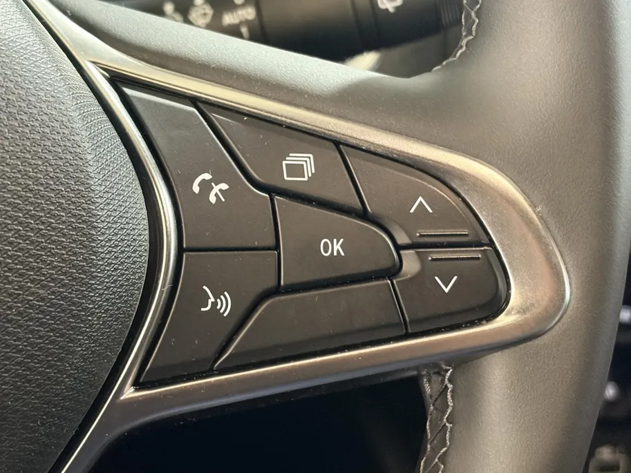 Renault Clio 145PK E-Tech Full Hybrid Techno Automaat | 1e eigenaar | Camera | Parkeersensoren | Climate Control | Apple CarPlay/Android Auto | Cruise Control | Lichtmetalen Velgen | Full LED | Digital Cockpit |