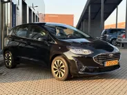 Ford Fiesta 1.0 EcoBoost Hybrid Titanium WINTER PACK | KEYLESS ENTRY | PARKEER SENSOREN ACHTER | APPLE CARPLAY / ANDROID AUTO