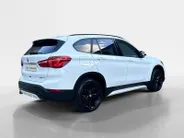 BMW X1 sDrive18i High Executive | Automaat | Head-Up Display | Automatische Achterklep | Panorama Dak | Stoelverwarming | Volledig Lederen Bekleding | Dealer Onderhouden | Camera | 12 Maanden BOVAG Garantie