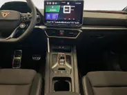 CUPRA Formentor 1.5 TSI e-Hybrid Business | Panoramadak | Stuur verwarming etc! | Trekhaak | Super compleet en helemaal nieuw!
